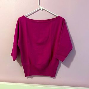 Sweater purple. Size Small